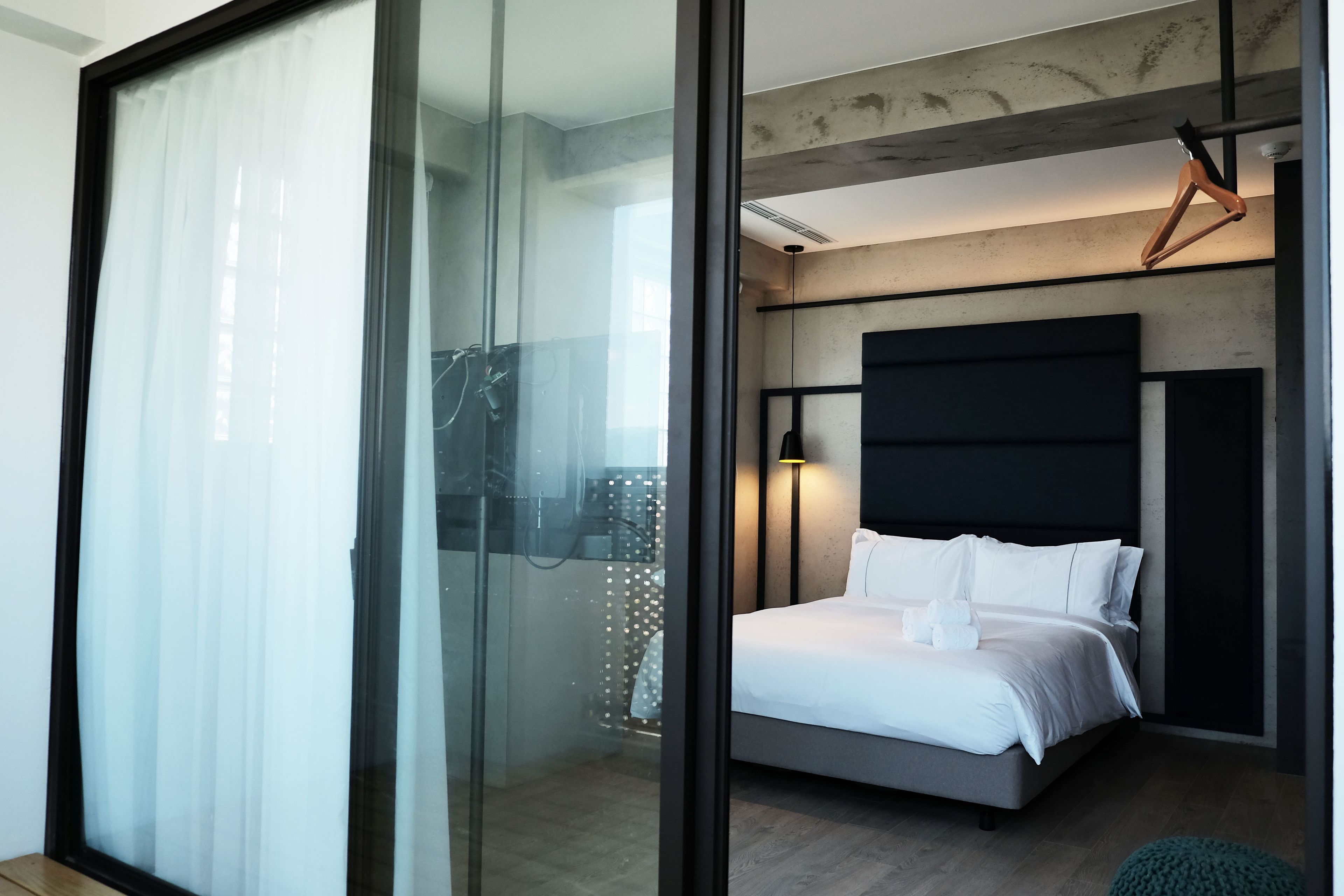 deluxe double room, 1 double bed, patio, river view | down duvets, in-room safe, blackout curtains, soundproofing