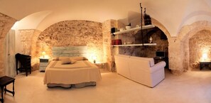 高級寢具、迷你吧、獨特裝潢、布置獨特