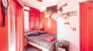 Chambre Standard double (Ducati) | Minibar, coffre-fort, espace de travail pour ordinateurs portables