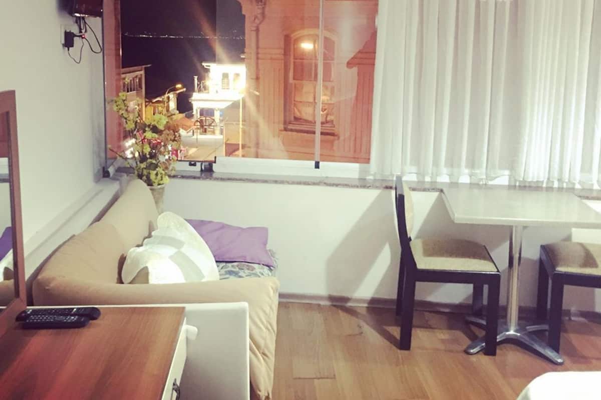 1 bedroom, minibar, in-room safe, laptop workspace