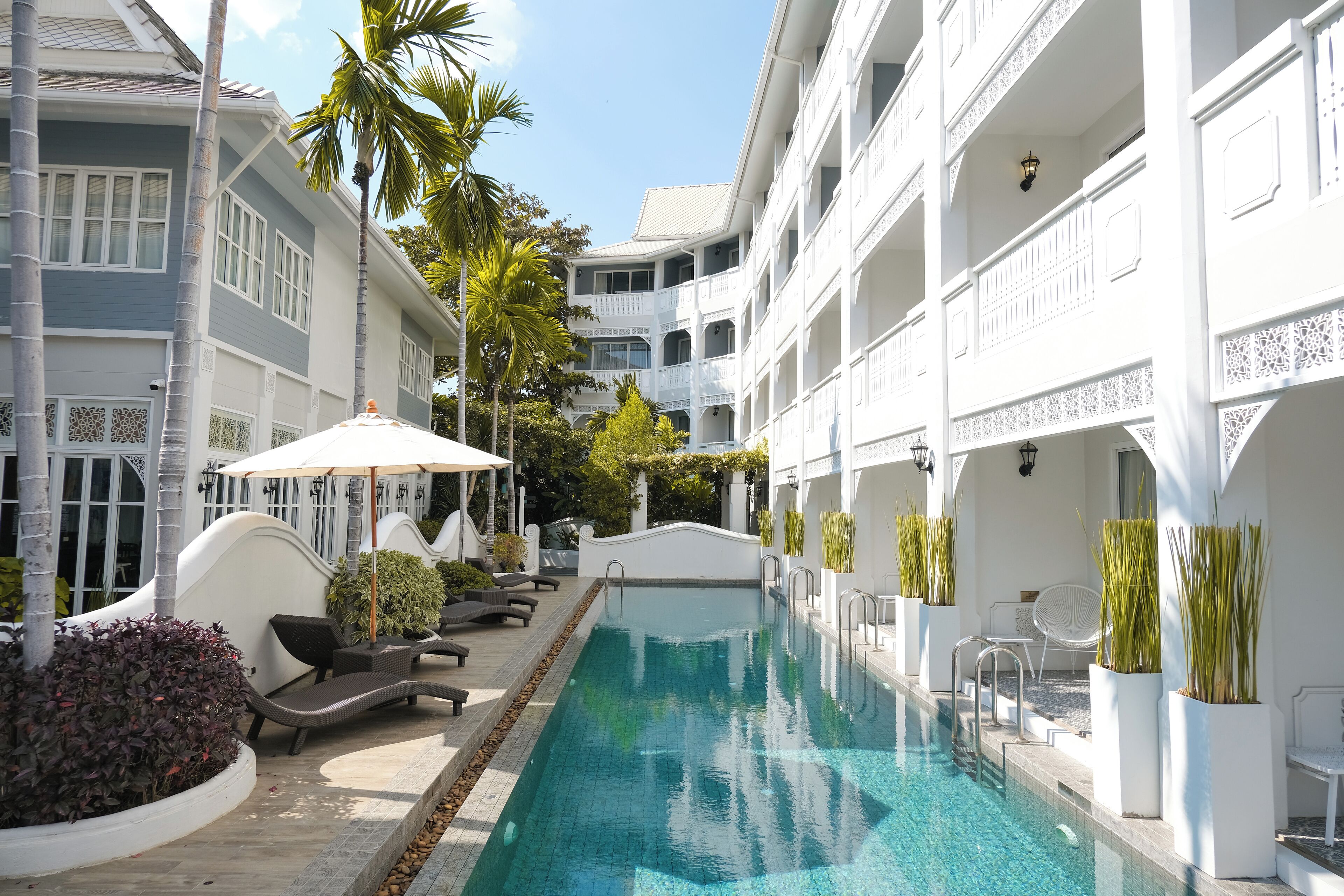 2 outdoor pools, pool umbrellas, pool loungers