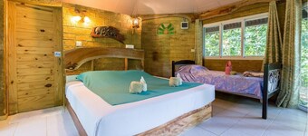 Baandin Chiewlarn Resort