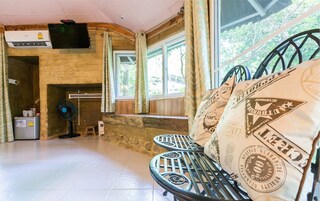 Superior Triple Room, Terrace, Garden View | Free WiFi, bed sheets