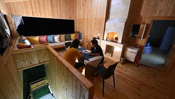 Honeymoon Suite | Terrace/patio