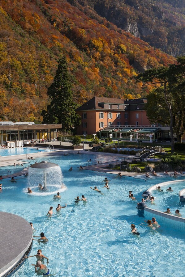 Indoor pool, outdoor pool, sun loungers