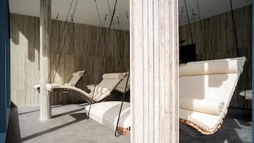 Couples treatment room(s), Turkish bath/hammam, body treatments