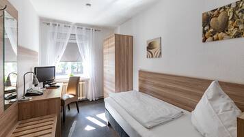 Caja de seguridad en la habitación, escritorio y wifi gratis