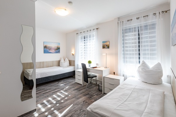 Basic Double Room | In-room safe, desk, free WiFi, bed sheets