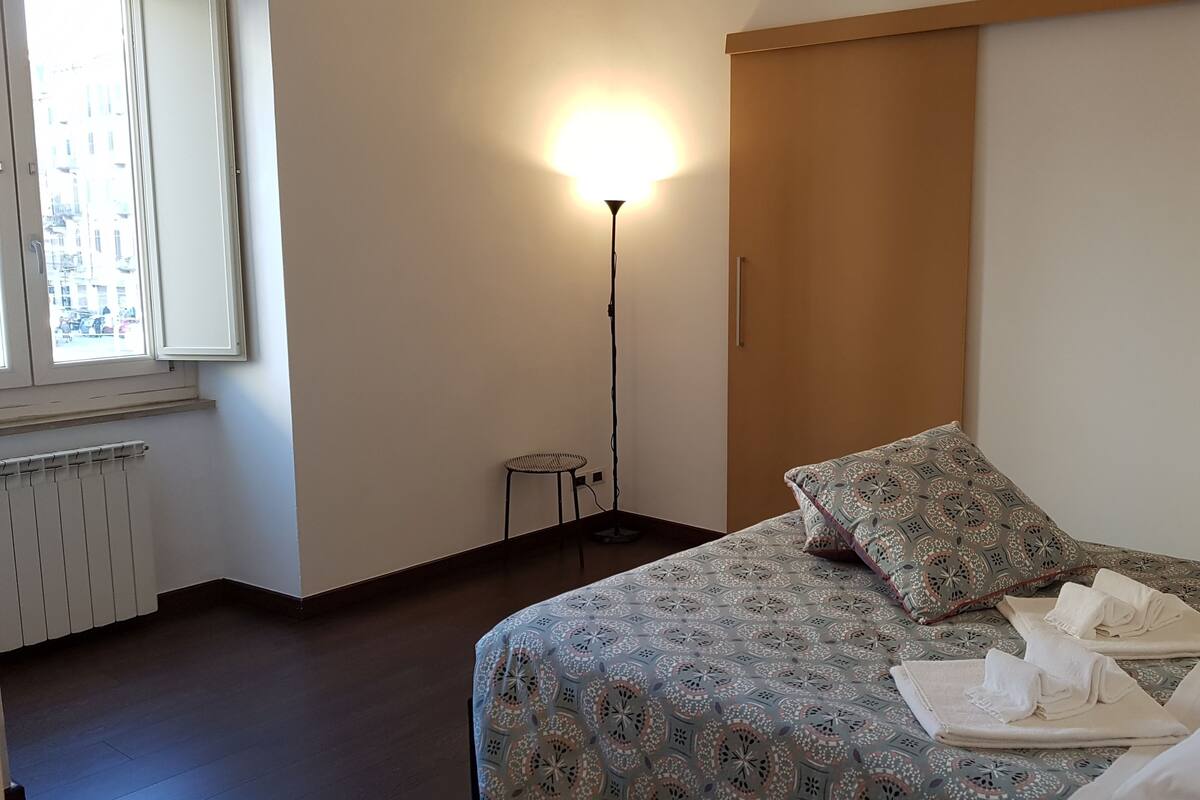 Superior Double Room, 1 Queen Bed, Private Bathroom, City View