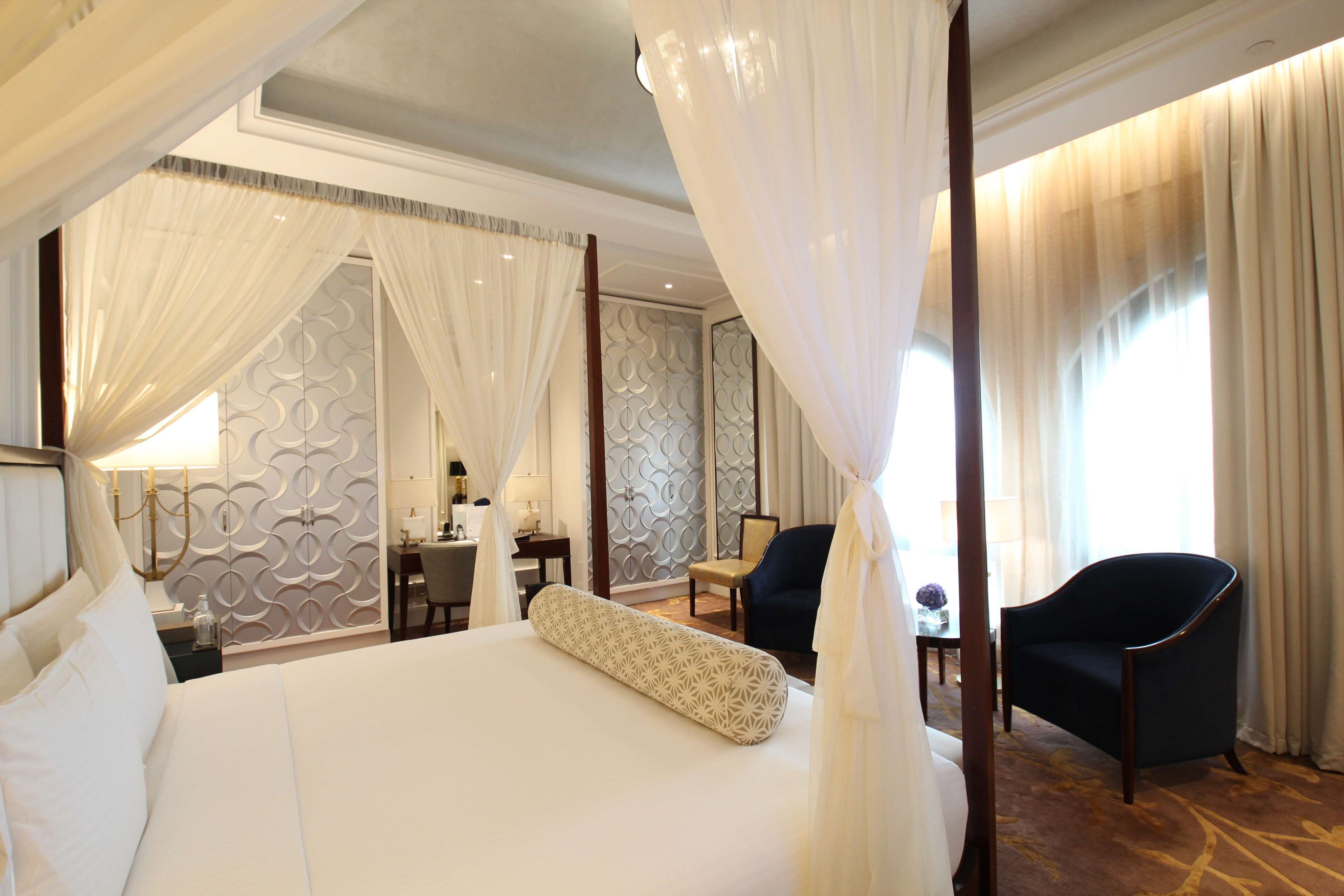 Literie de qualité supérieure, surmatelas, minibar