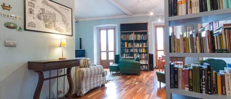 36-inch LED TV with digital channels, TV