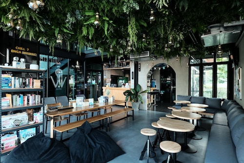 Wayha Hostel Don Mueang Airport