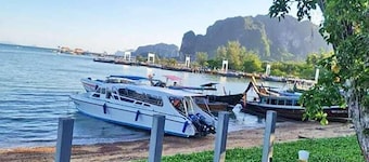 Anyavee Nam Mao Beach Resort