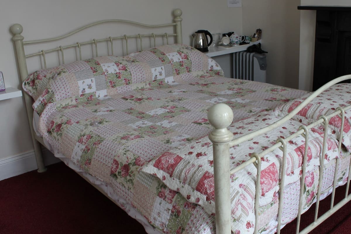 Comfort Double Room, Ensuite (3)