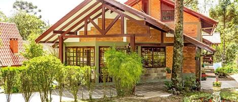 숙박 시설 구내