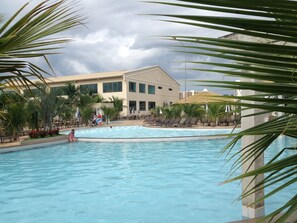 Outdoor pool - Diroma Lacqua I - Direto com o Grupo Diroma - Acesso ao Acqua Park com Café da Manhã (Caldas Novas)
