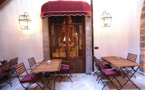 Terrace/patio - La Perla Premium Hotel - Special Class (Iskenderun)