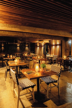 Breakfast, lunch and dinner served  - Pedras Do Patacho Hotel Boutique Experience (Porto de Pedras)