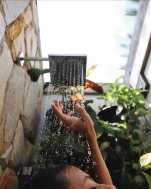 Minibar, caja fuerte, decoración individual y mobiliario individual