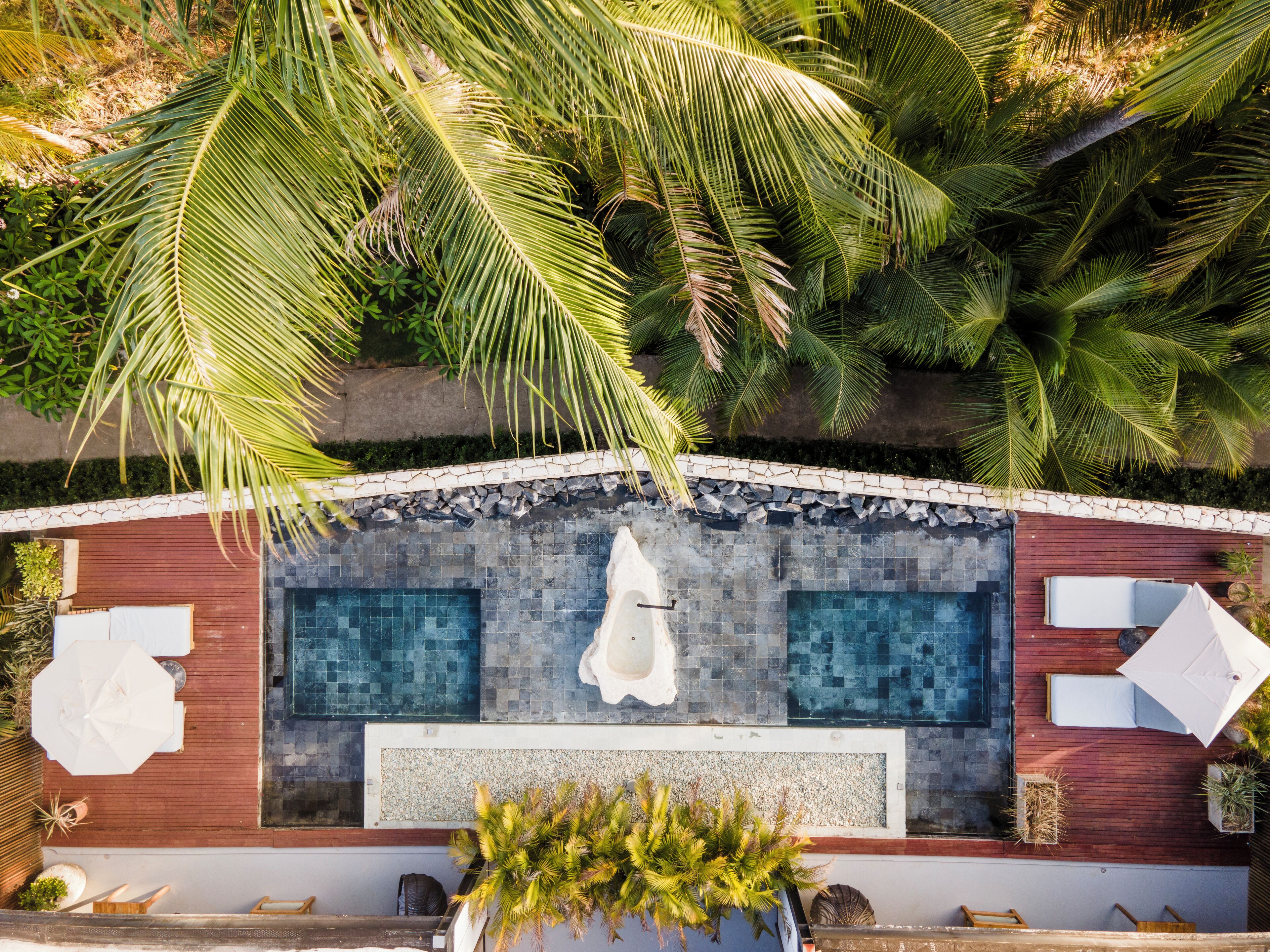 Suíte Central Vista Jardim | Minibar, caja fuerte, decoración individual y mobiliario individual