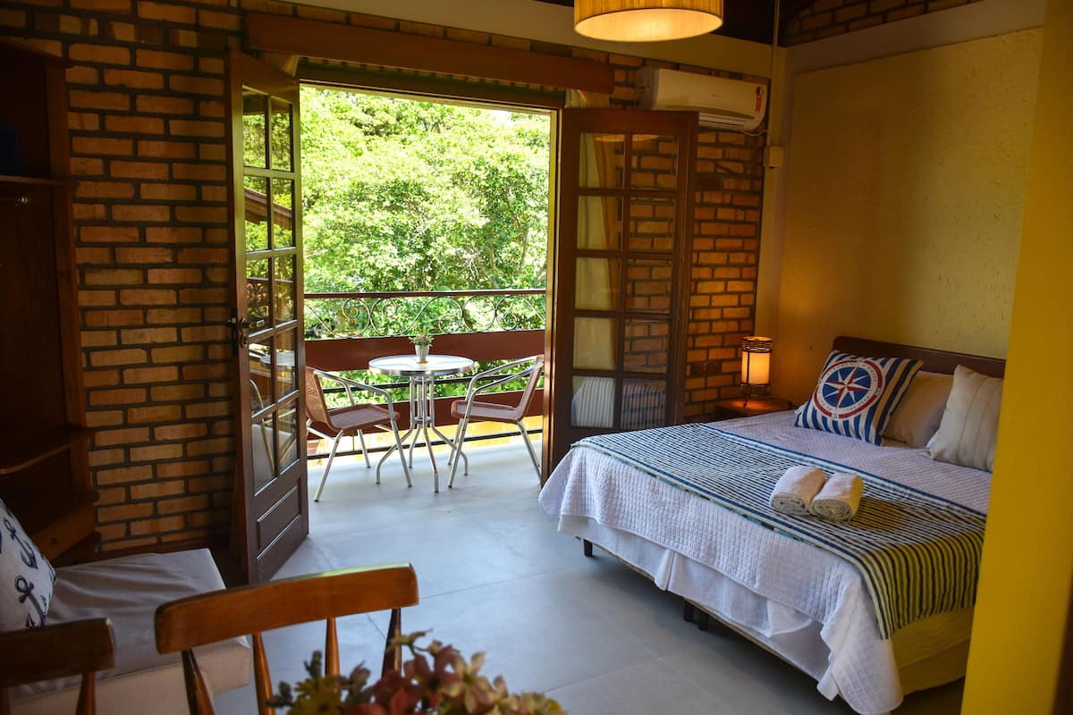 Suite | Minibar, wifi gratis y ropa de cama