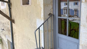 Studio, area halaman (2 adults) | Teras/patio