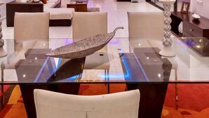 Luxury Villa, Multiple Bedrooms | In-room dining - Villa Melissa (Marrakech)