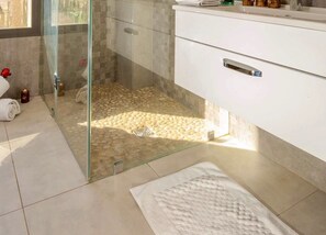 Luxury Villa, Multiple Bedrooms | Bathroom | Separate tub and shower, jetted tub, hair dryer, bathrobes