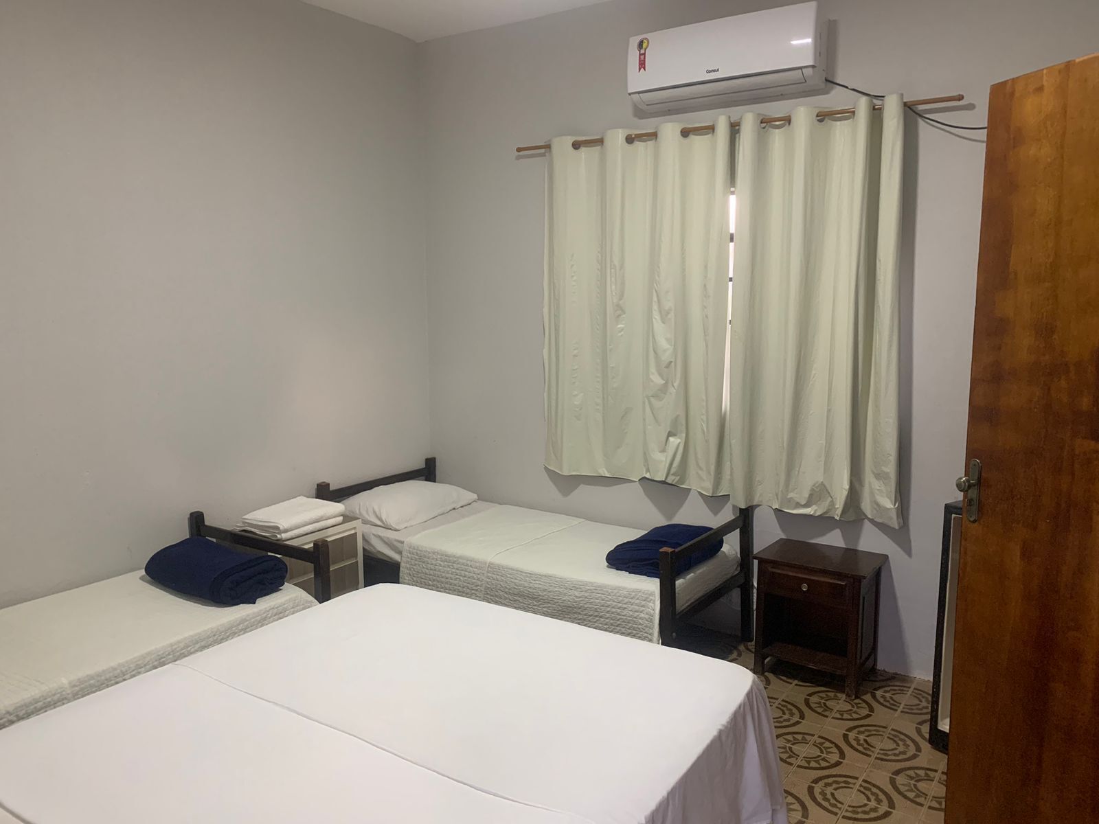 Kamar Keluarga | Minibar, Wi-Fi gratis, dan seprai linen