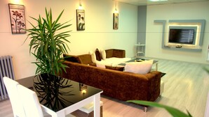 Living area - Konukevim Apartments (Ankara)