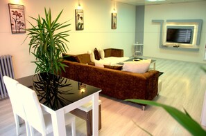 Living area - Konukevim Apartments (Ankara)
