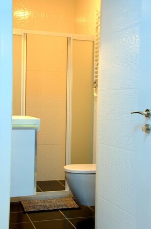 Bathroom - Konukevim Apartments (Ankara)