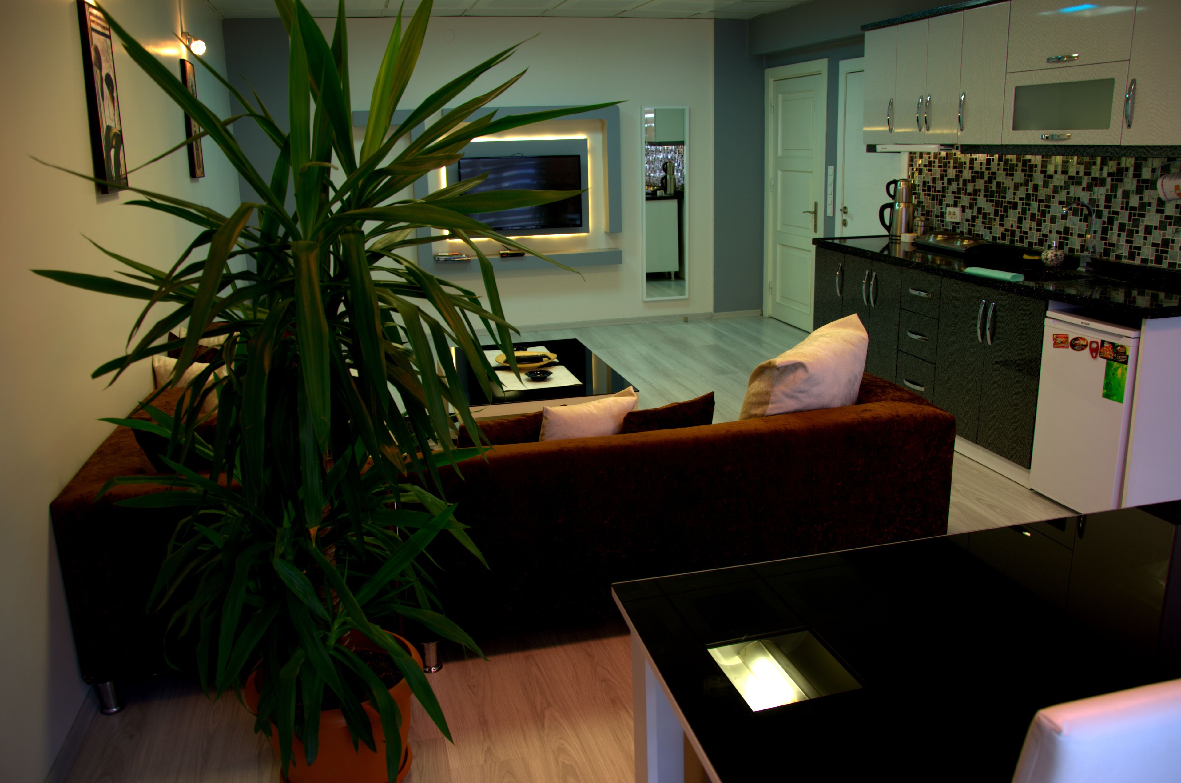 Apartment | Wohnbereich | LCD-Fernseher