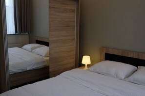 1 habitación, escritorio y wifi gratis 