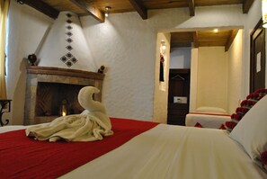 Iron/ironing board, free WiFi, bed sheets - Hotel Na'Lum (San Cristóbal de las Casas)