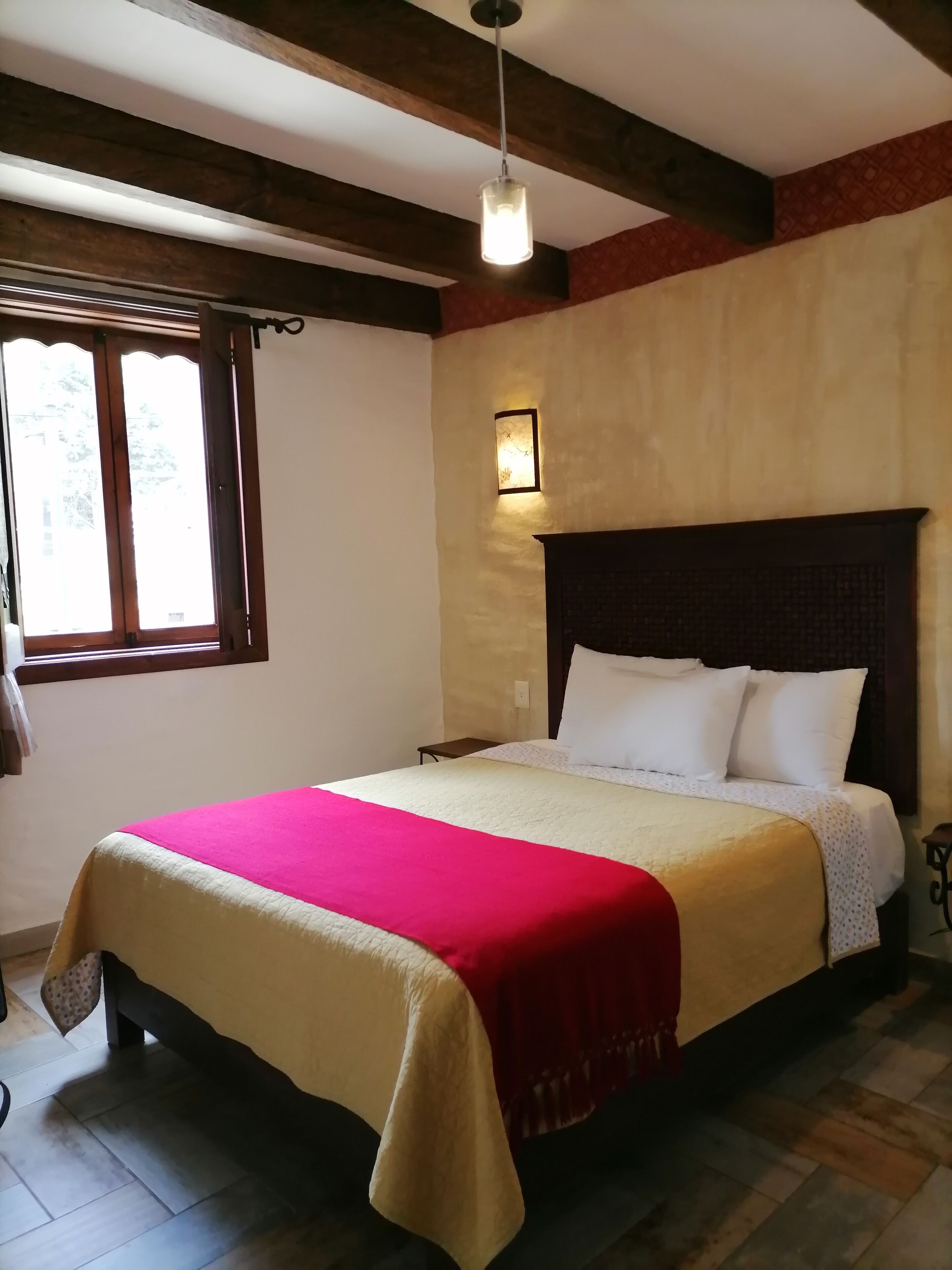 double room | iron/ironing board, free wifi, bed sheets