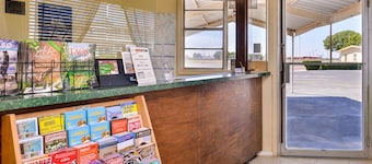 Scottish Inns & Suites