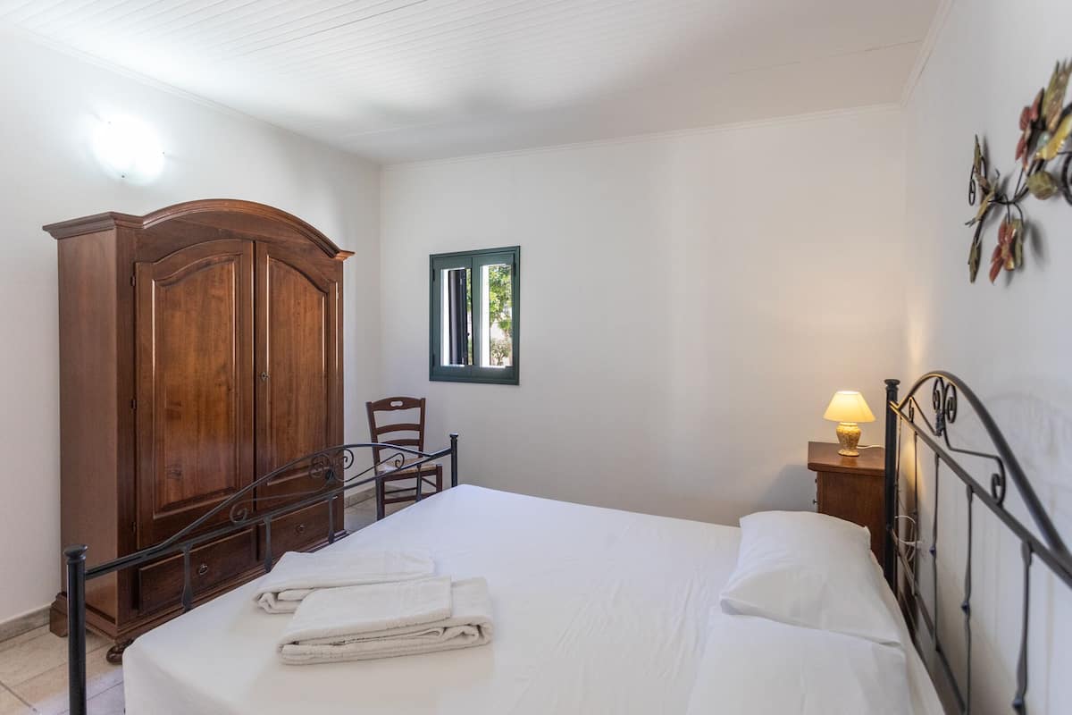 1 habitación, wifi gratis y ropa de cama
