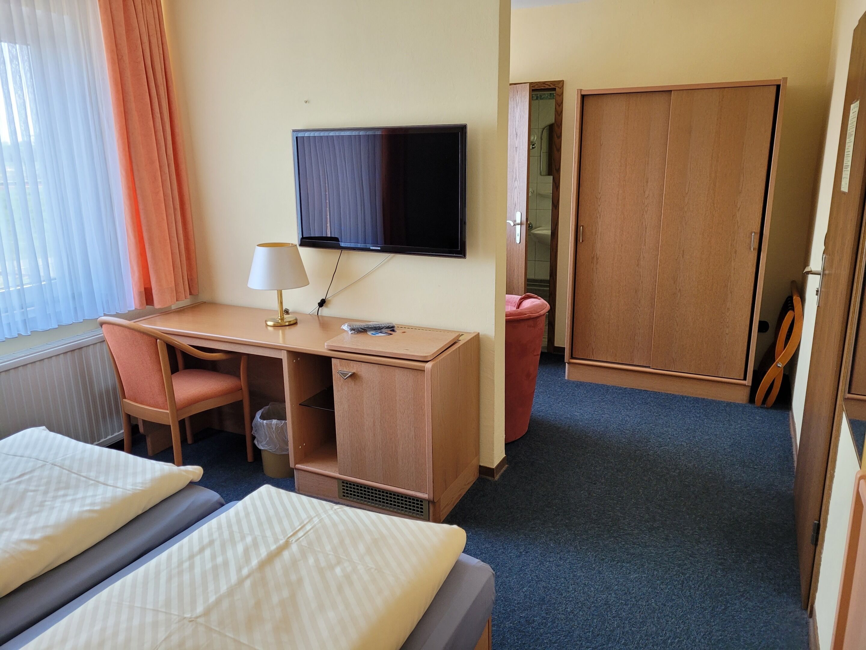 standard double room | interior