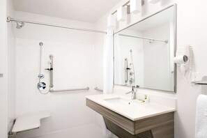 Bathroom - WoodSpring Suites Seattle Redmond (Redmond)