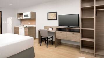 Desk, blackout drapes, iron/ironing board, free WiFi