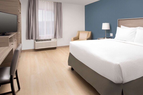 Desk, blackout drapes, iron/ironing board, free WiFi