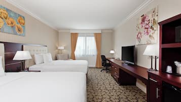 Premium bedding, in-room safe, desk, iron/ironing board