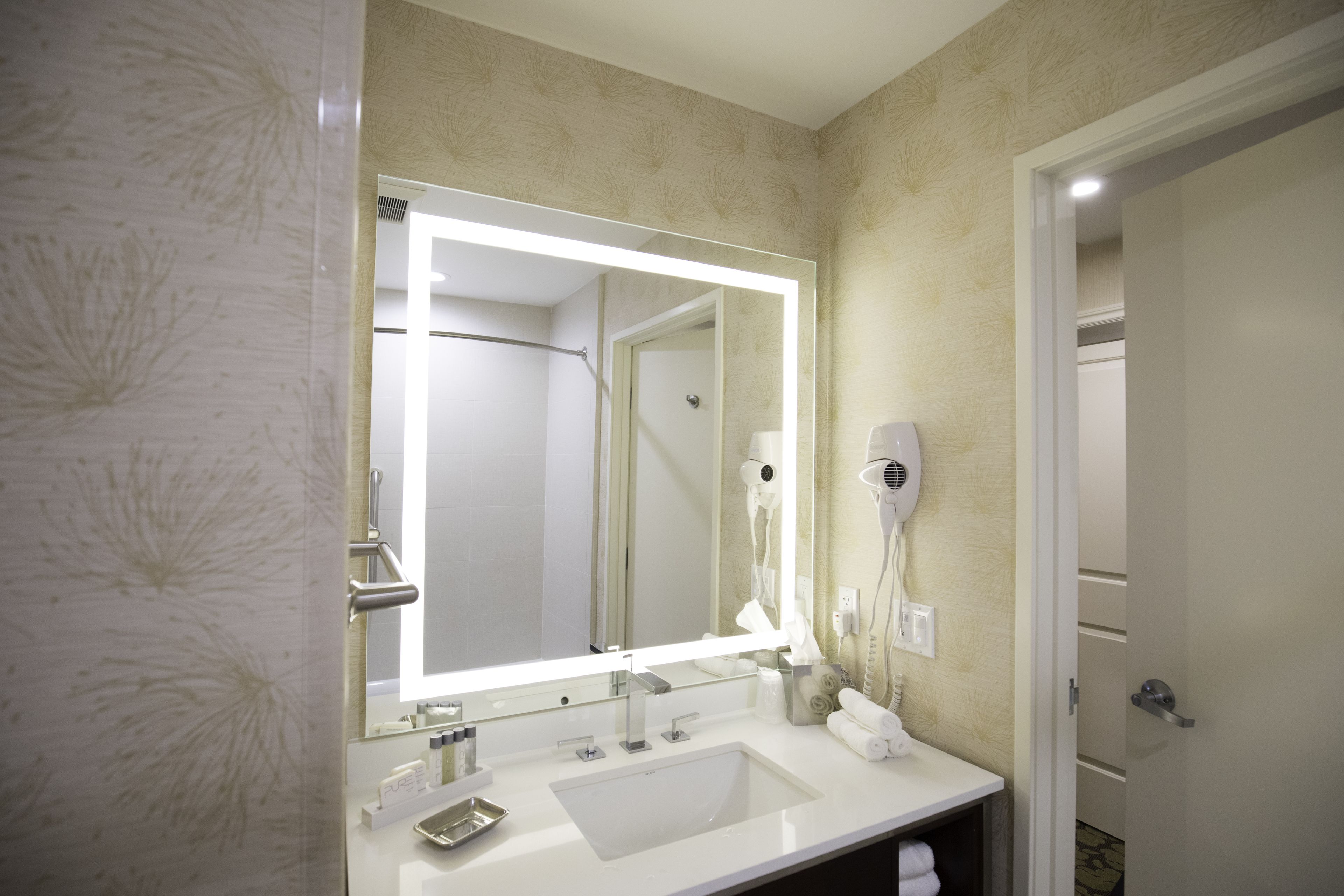 standard room | bathroom | designer toiletries, hair dryer, towels