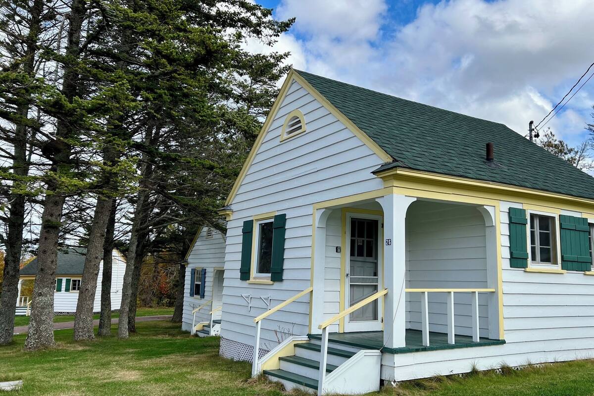 Premium bedding, pillowtop beds, individually furnished, soundproofing