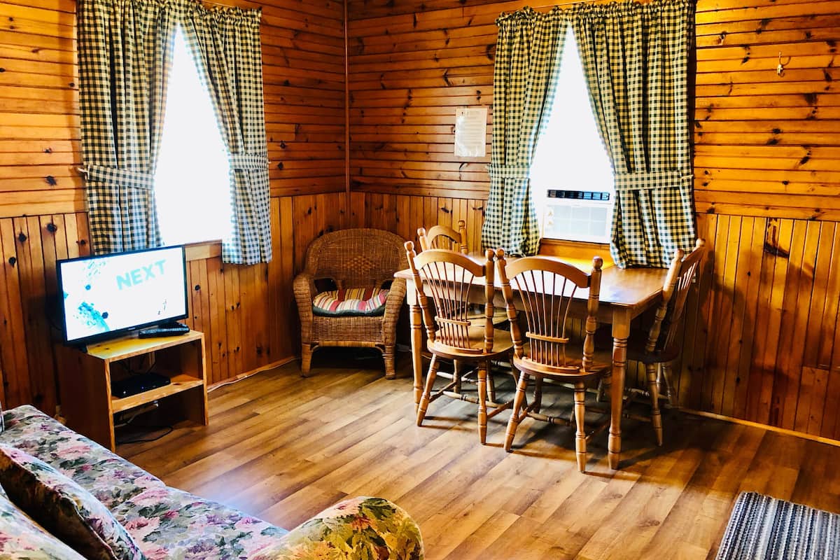 Cottage Confort, 1 chambre, cuisine, vue cour intérieure | Literie de qualité supérieure, surmatelas, ameublement personnalisé