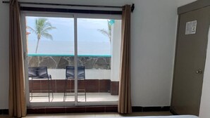 Cortinas blackout, ferros/tábuas de passar roupa, Wi-Fi de cortesia