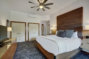 Condo, 2 Bedrooms | 2 bedrooms, free WiFi, bed sheets - Osprey 303 (Avon)