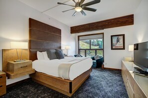 Condo, 2 Bedrooms | 2 bedrooms, free WiFi, bed sheets