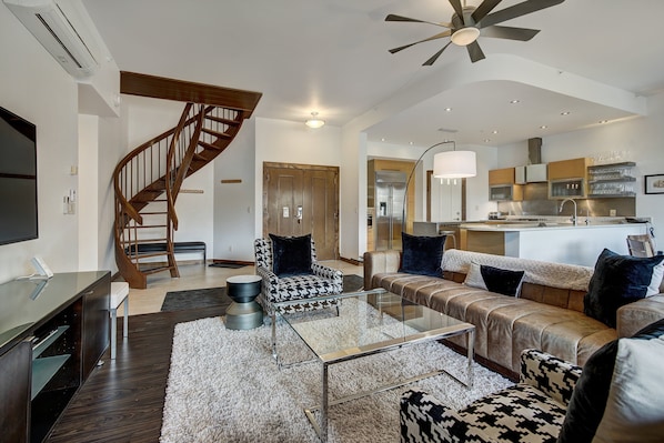 Apartment, 2 Schlafzimmer | Wohnbereich